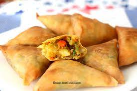 Samoosa Veg || doz (12s)